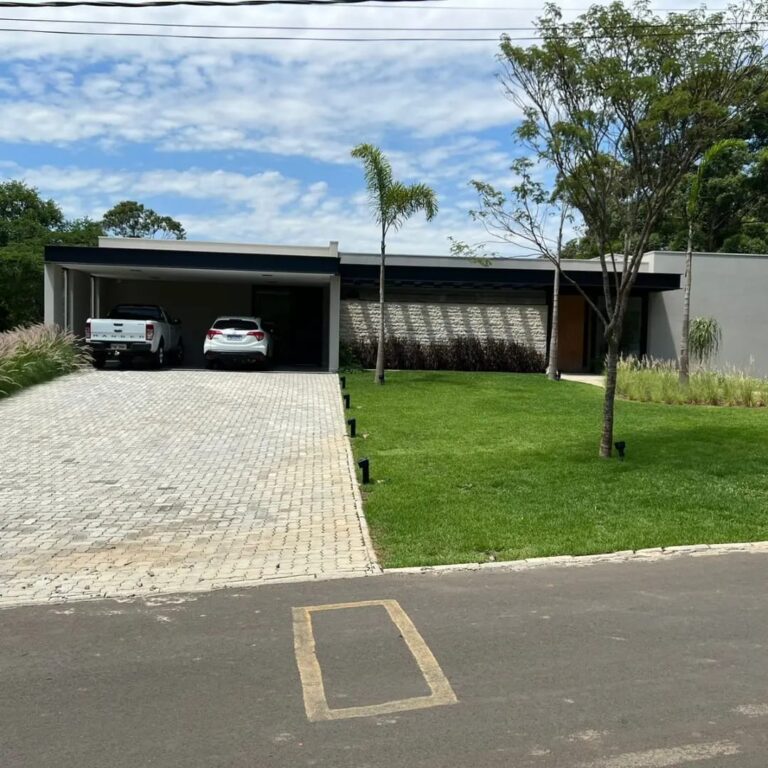galeria 10 768x768
